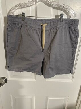 Right of Way Men's Athletic Drawstring Shorts - Gray